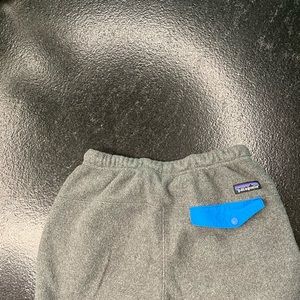 Patagonia Men’s Synchilla Sweatpants, Color: Grey with blue accents, Size: XS